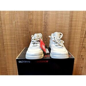 New Balance WW810BE Women's Walking Shoe 7.5 B Beige Leather